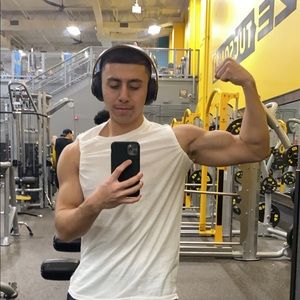 Meet your Posher, Emilio